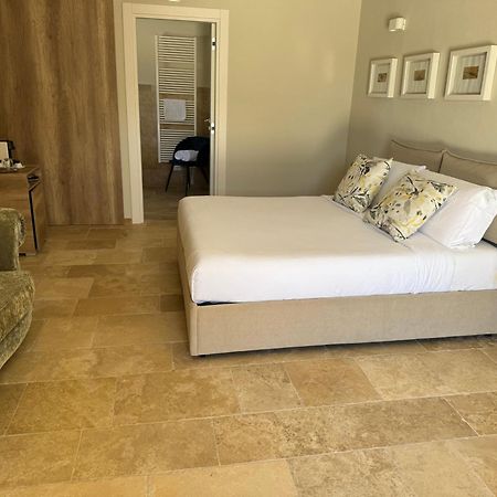 Villa Brigida Resort Сантерамо-ин-Колле Экстерьер фото